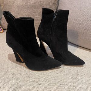 Gianvito Rossi | Black Suede Ankle Boots